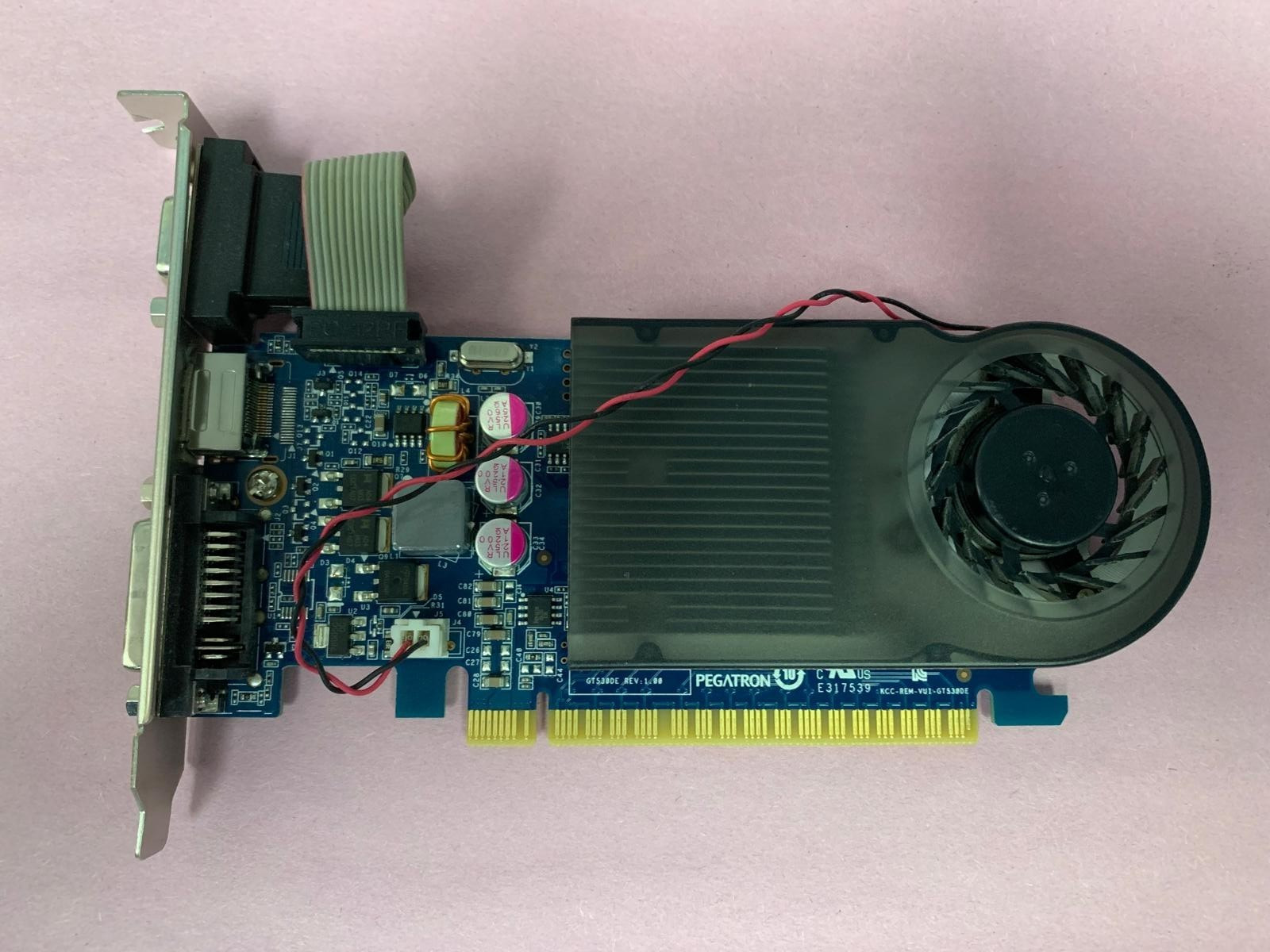 ✨ Pegatron NVIDIA GeForce GT 530 1GB DDR3 PCI Express 2.0 x16 Video Card FH75P✨