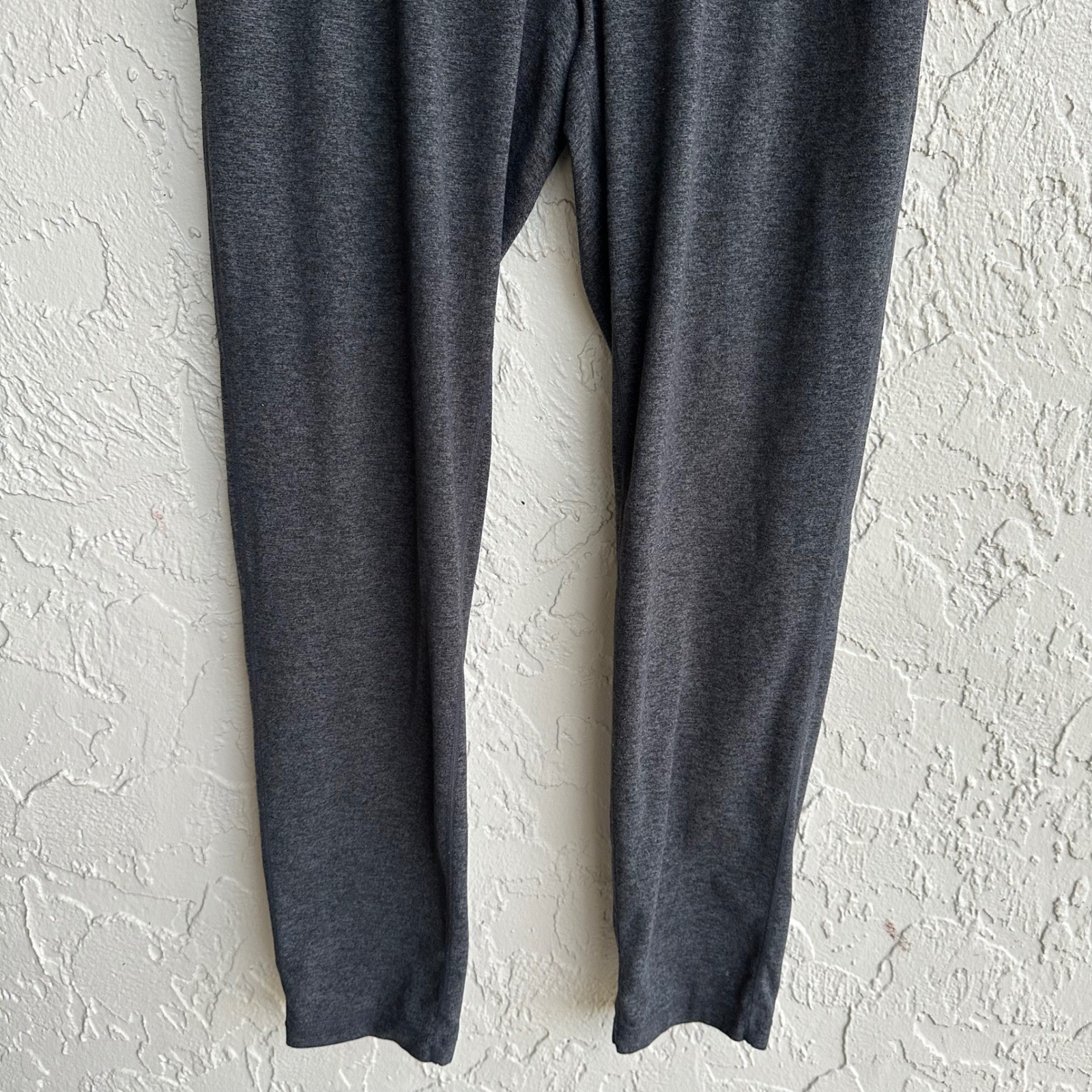 Vuori Ponto Performance Joggers Sweatpants Men Medium Charcoal Heather Athletic