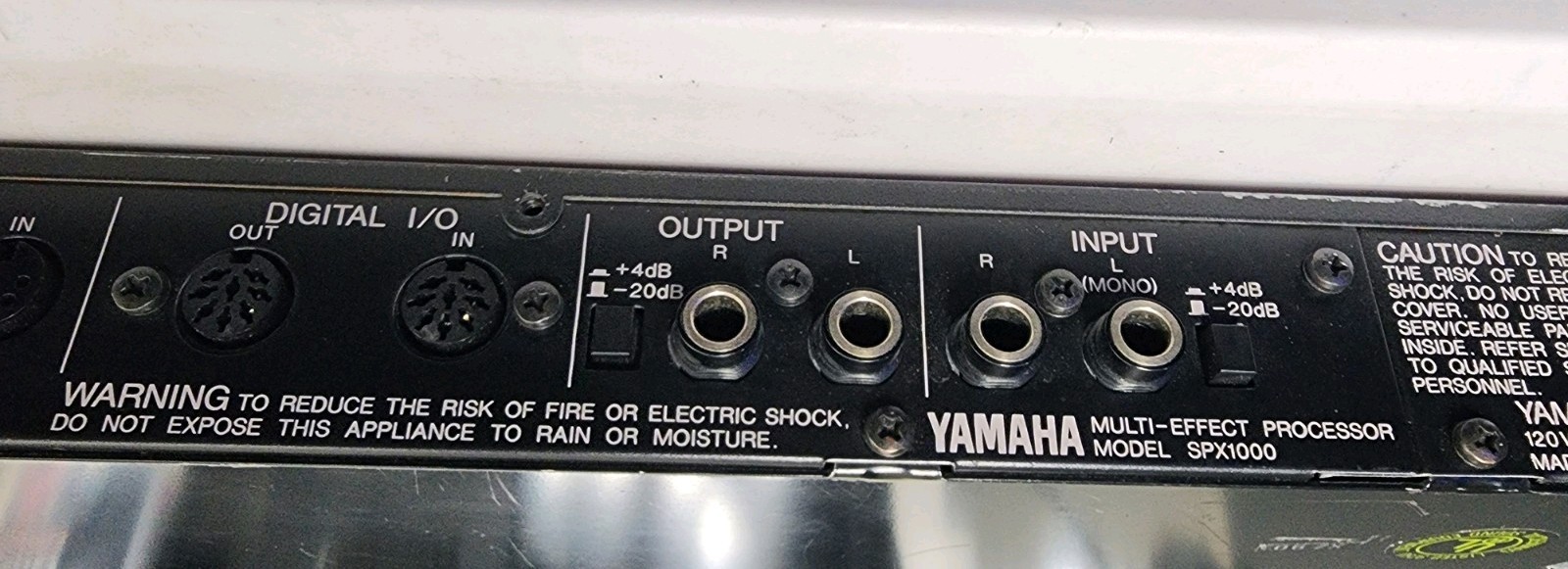 YAMAHA PROFESSIONAL MULTI EFFECT PROCESSOR SPX1000 Simple operation confirmed
