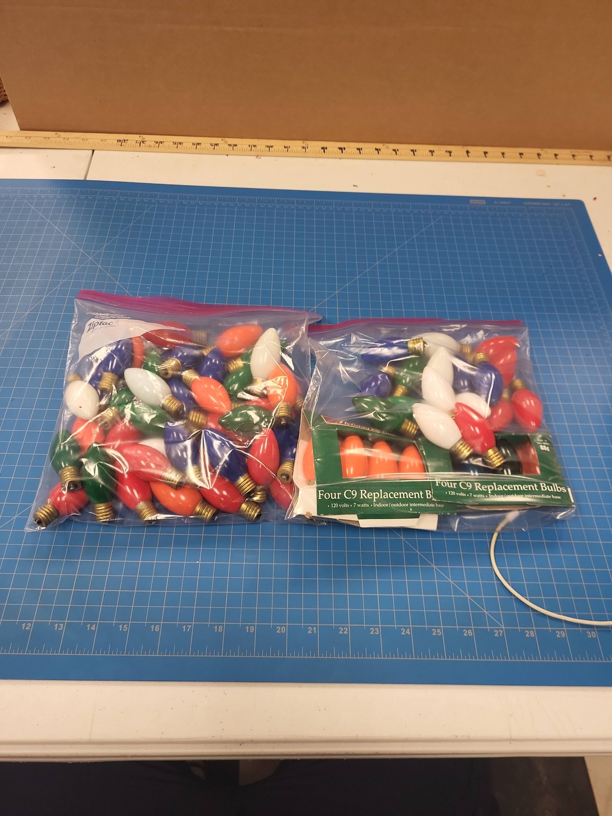 Holiday Time C9 Replacement Bulbs Multi Color Lot 2 Bags Christmas Lights