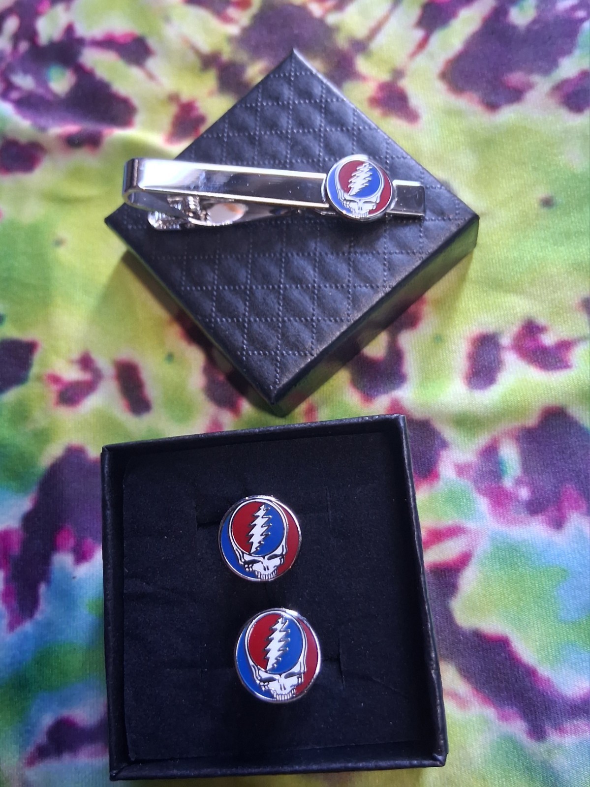 Grateful Dead Steal Your Face Cufflink Pair And Tie Clip Set (5 Set Package)