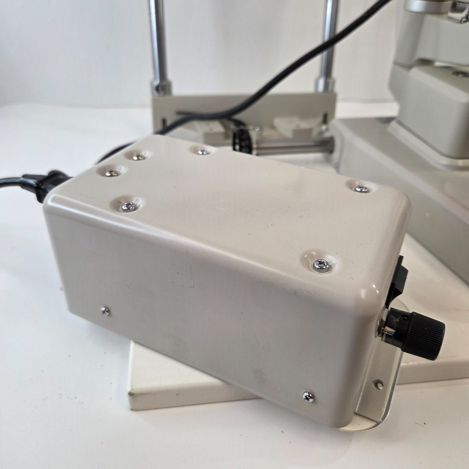 TOPCON SL-2E Slit Lamp Eye Optical Machine Japan AS IS