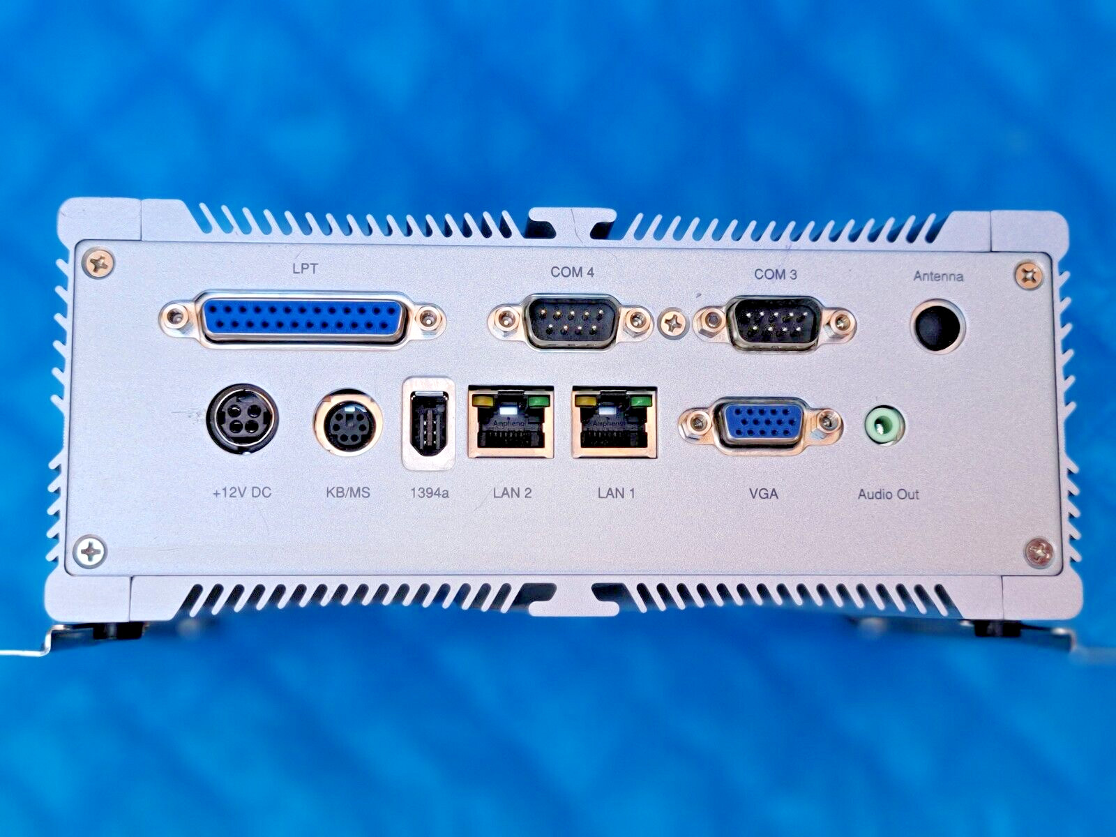 Nexcom NVS-3120LX8 Fanless Computer