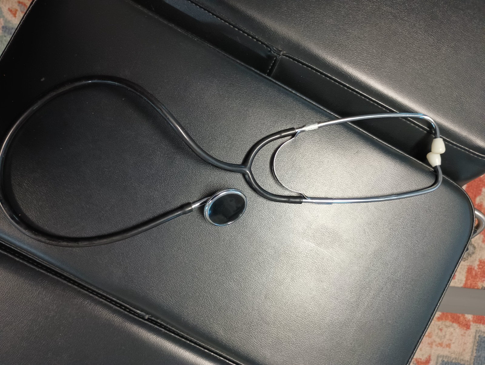 Used Black Ligthweight Stethoscope-Unbranded