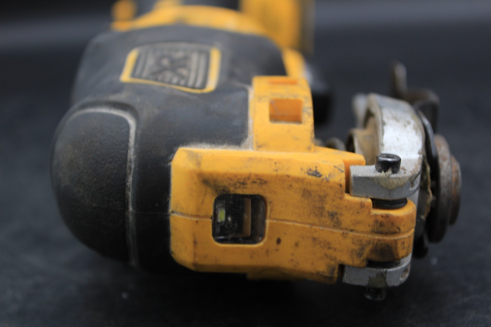 DEWALT DCS355 20V CORDLESS MULTI-TOOL