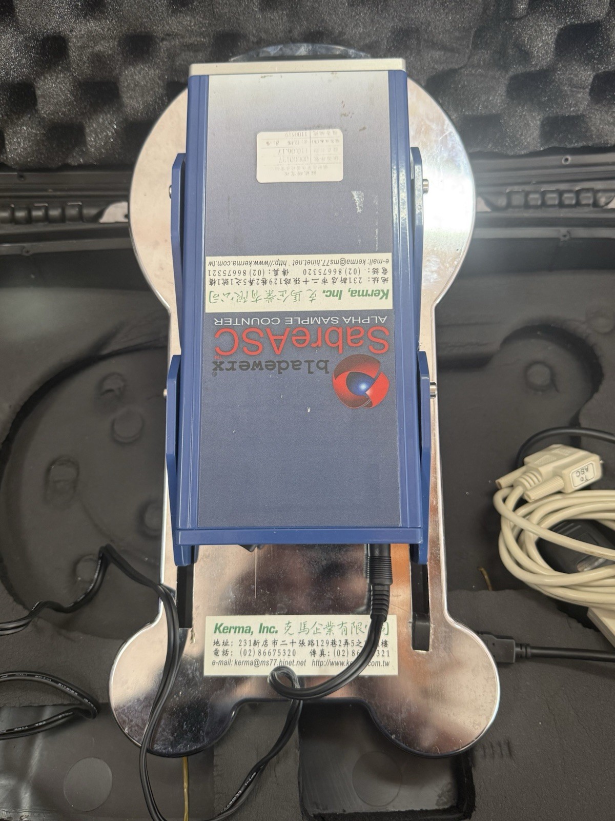 Bladewerx SabreASC Alpha Sample Counter w/ Stage Case Cables Power On