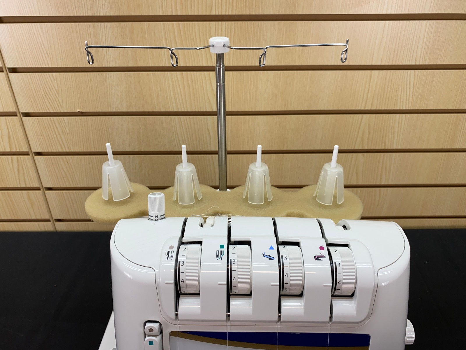 Juki MO-1000 Air Thread Overlock Serger Machine - Quality Pre-Owned ✅