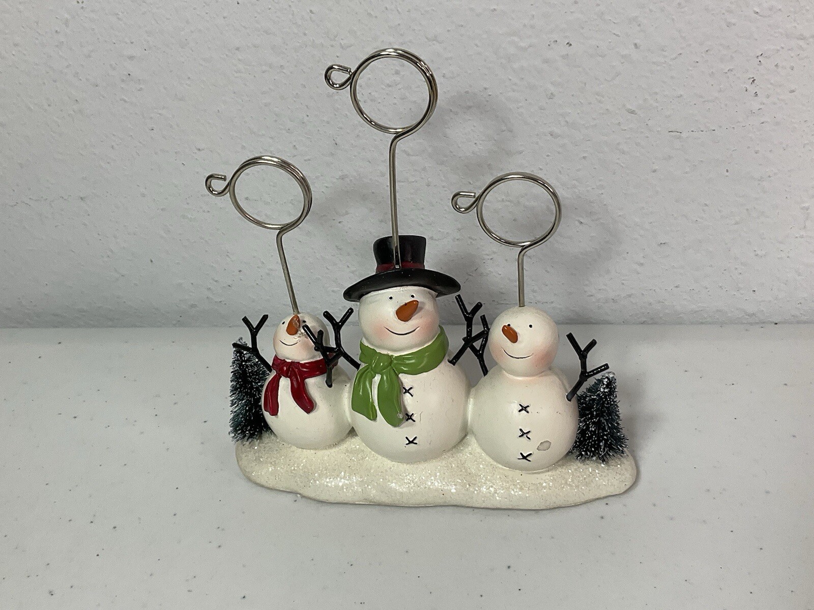 Snowmen Christmas Card Holder. 5” x 4.5”. Excellent Condition.