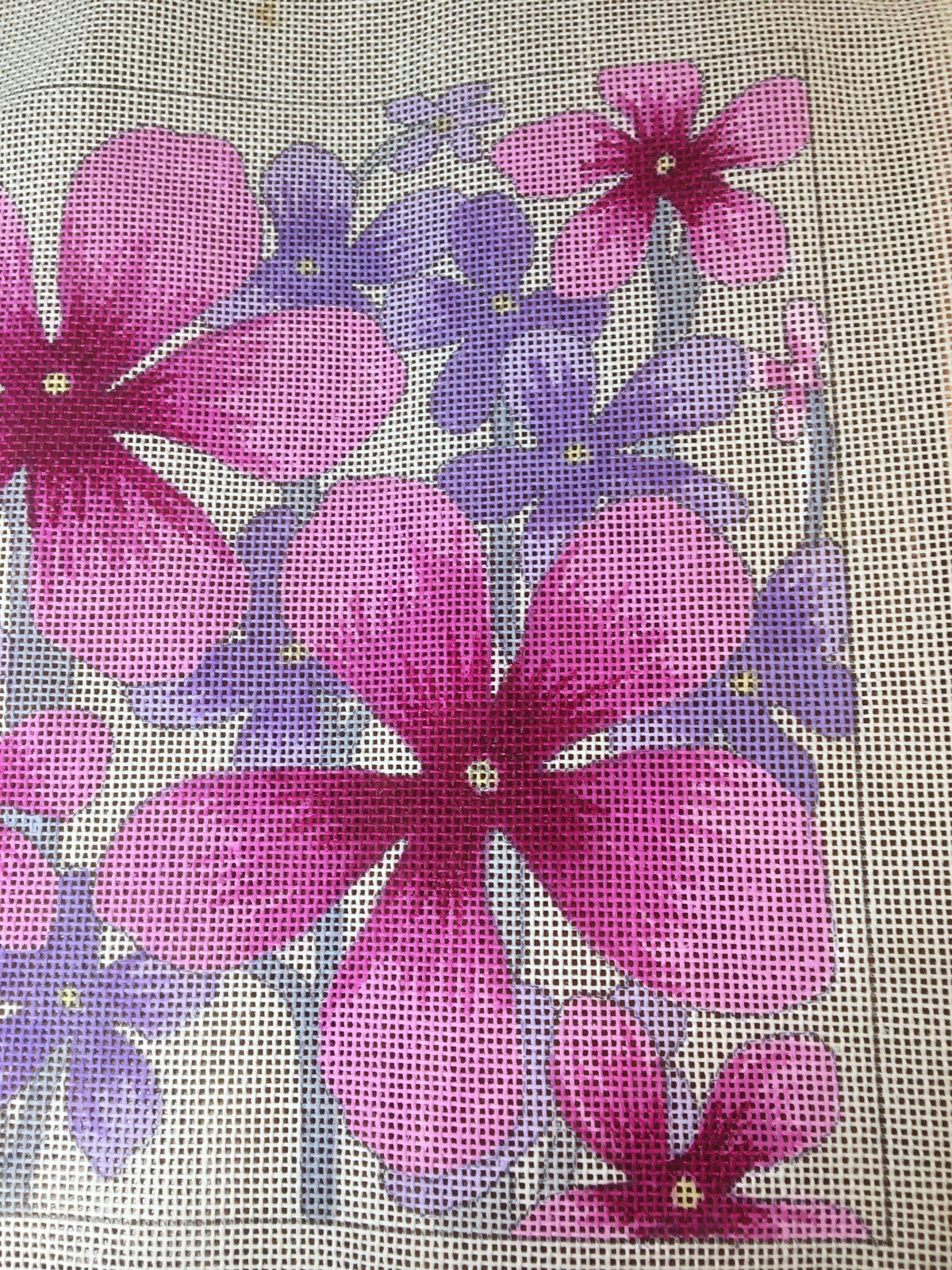 Flower canvas 18 mesh design 8" x 7.5"