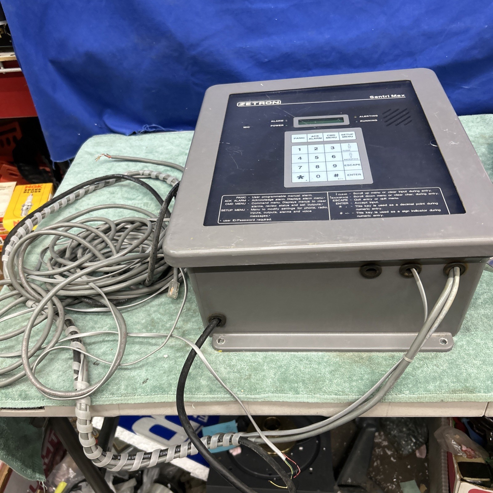 Alarm Panel Zetron SentriMax Model 1550 Untested