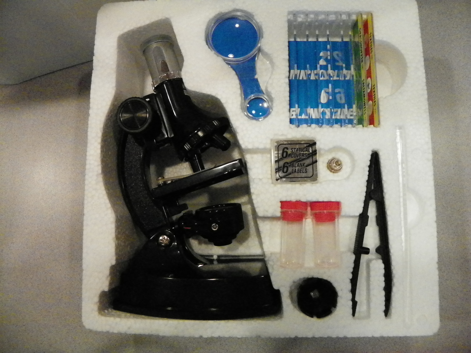Science Tech MICROSCOPE Set Instructional CD 2 prepared slides
