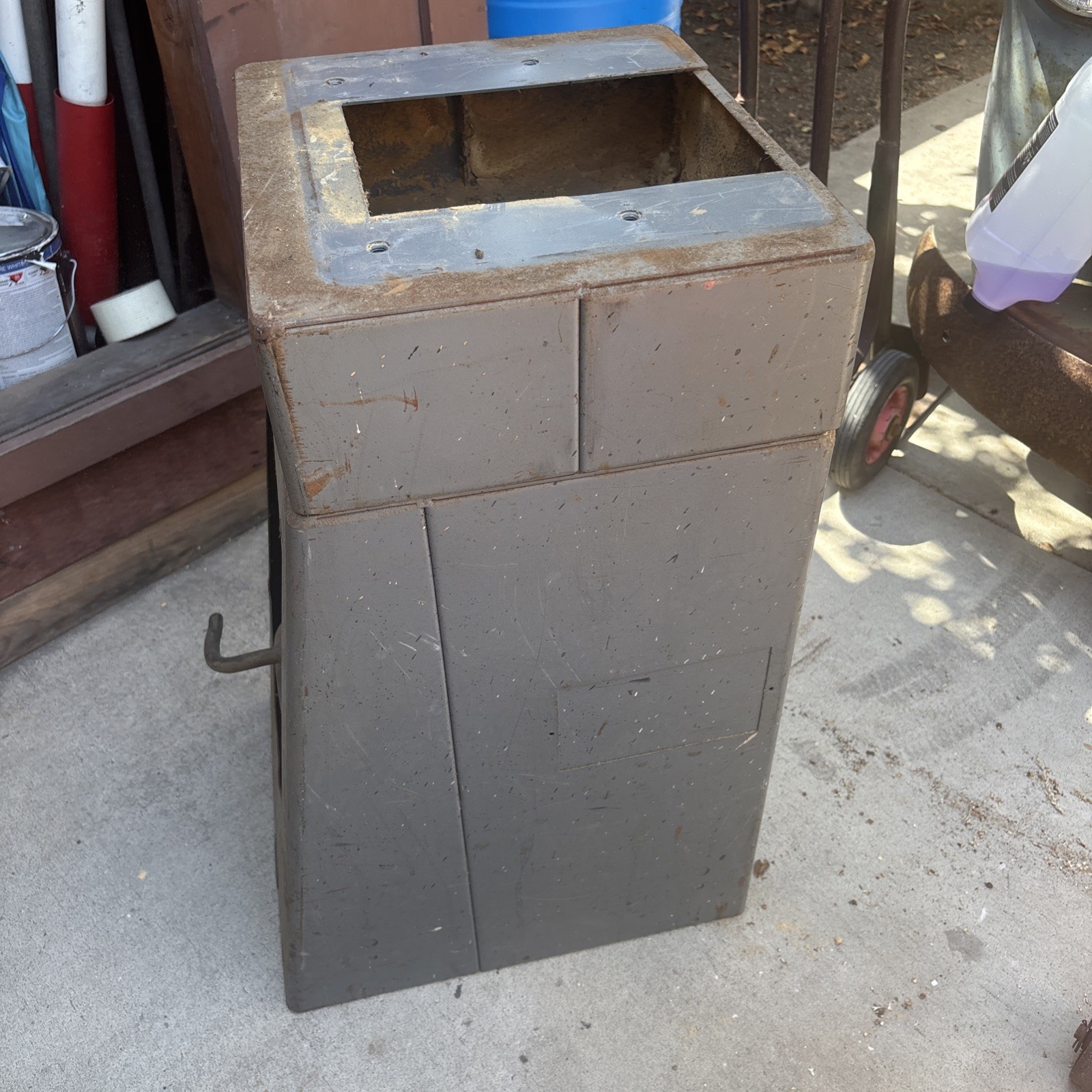 DELTA ROCKWELL ENCLOSED STAND STEEL W/ RISER BLOCK & Door 6" X 48” Sander