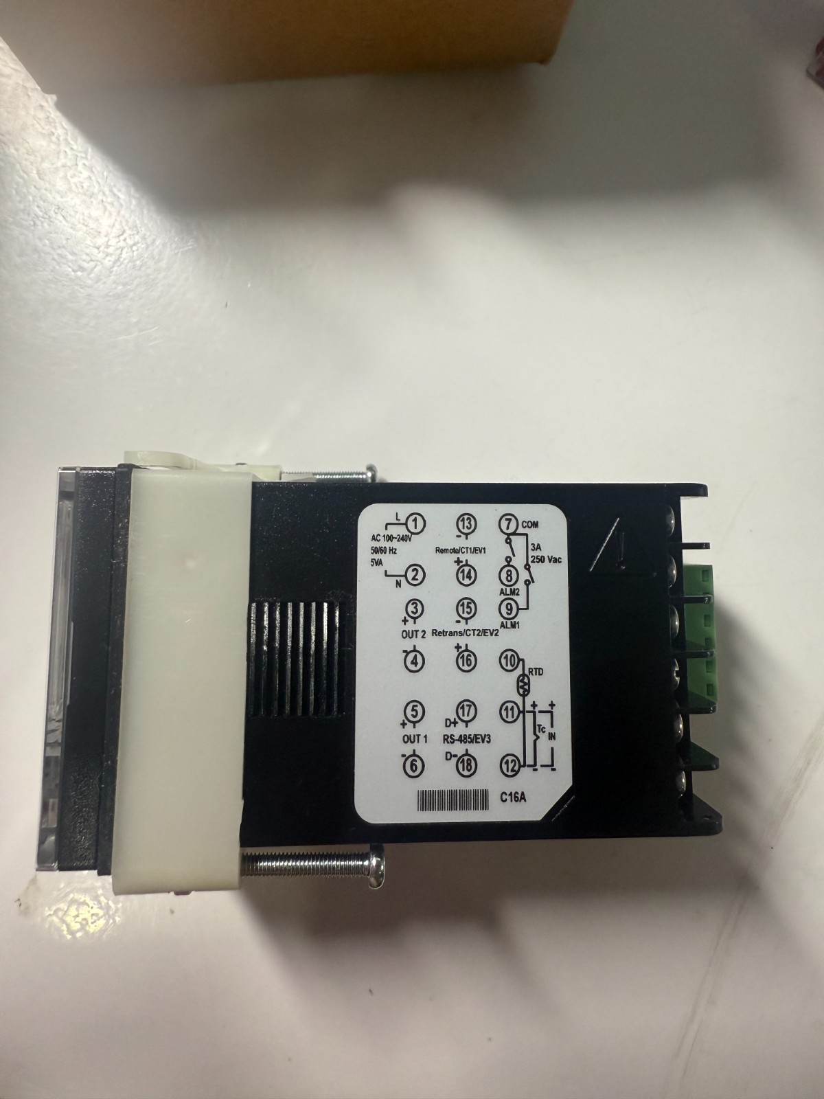 Omega PID TEMPERATURE CONTROLLER CN16D3-RR-2U-CM-AC