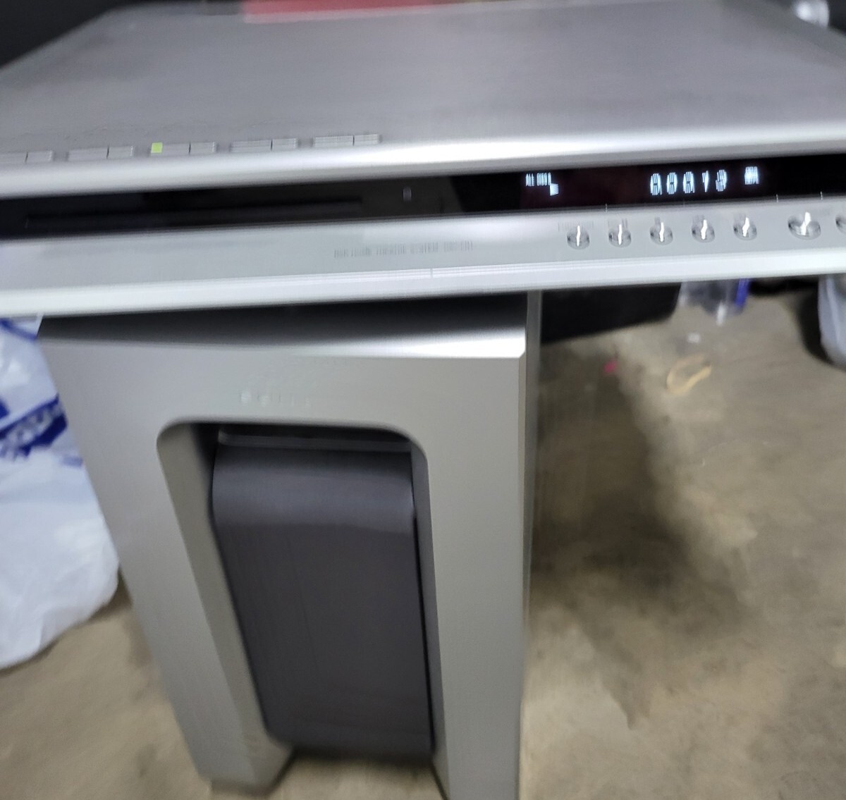 Sony DVD Dream System DAV-FR1 With Subwoofer & Remote Control WORKS WELL