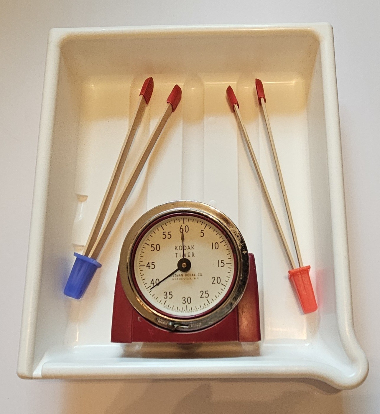 B&W Print Film Developing Darkroom Tray 10x8, 2 pr Tongs, VTG Kodak Timer