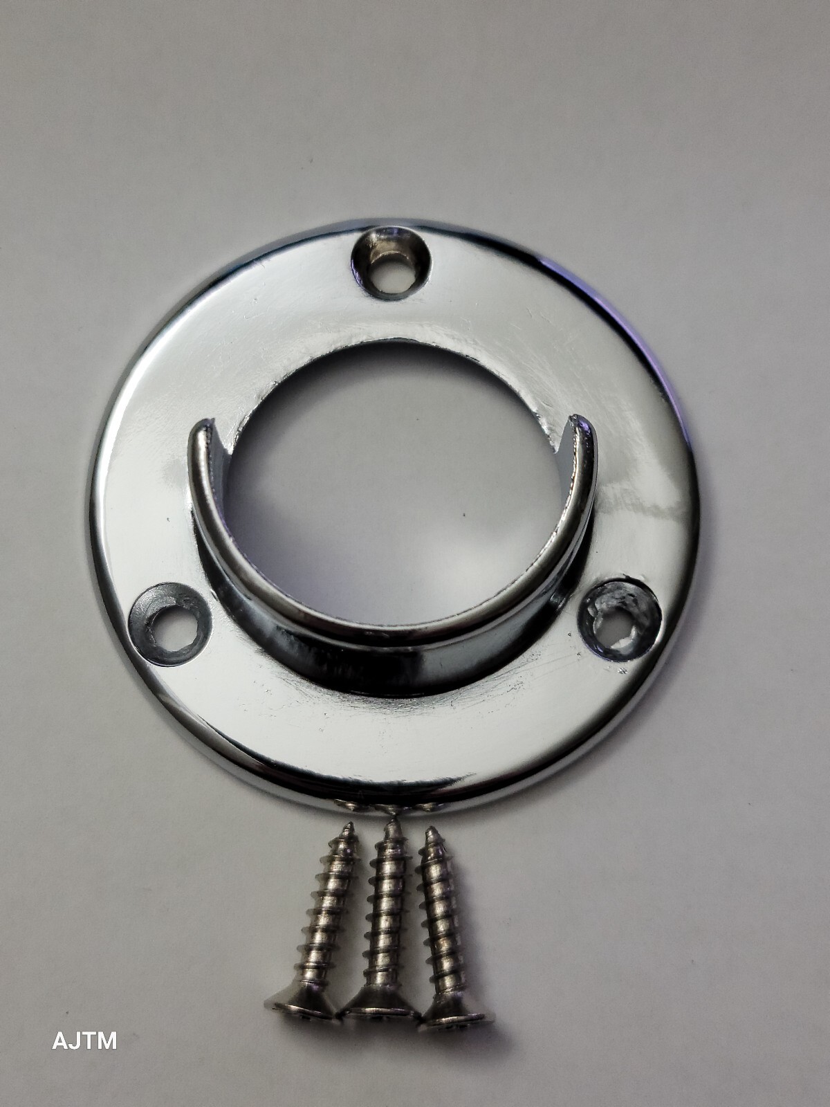 Closet Rod 1-1/4 Round Socket Open End Chrome Plated W/Screws (1 pack)