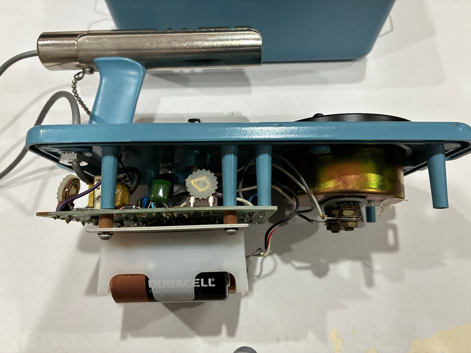 DOSIMETER RADIATION COUNTER MODEL 3700 in working condition