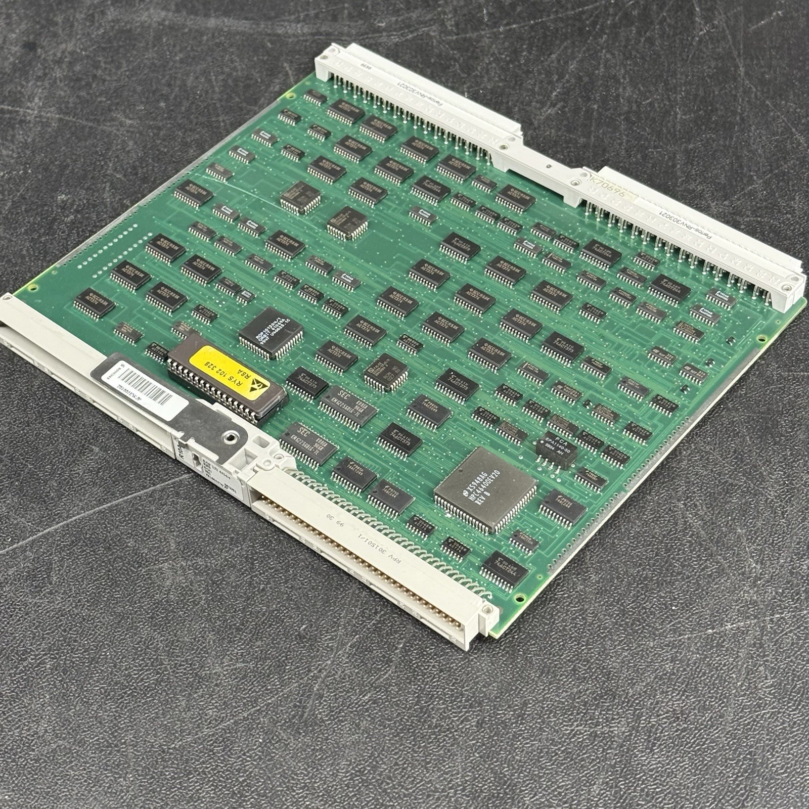 Ericsson DSU ROF 131 4414/4 R8B , Distributed Switch Unit Card DSU ROF1314414/4