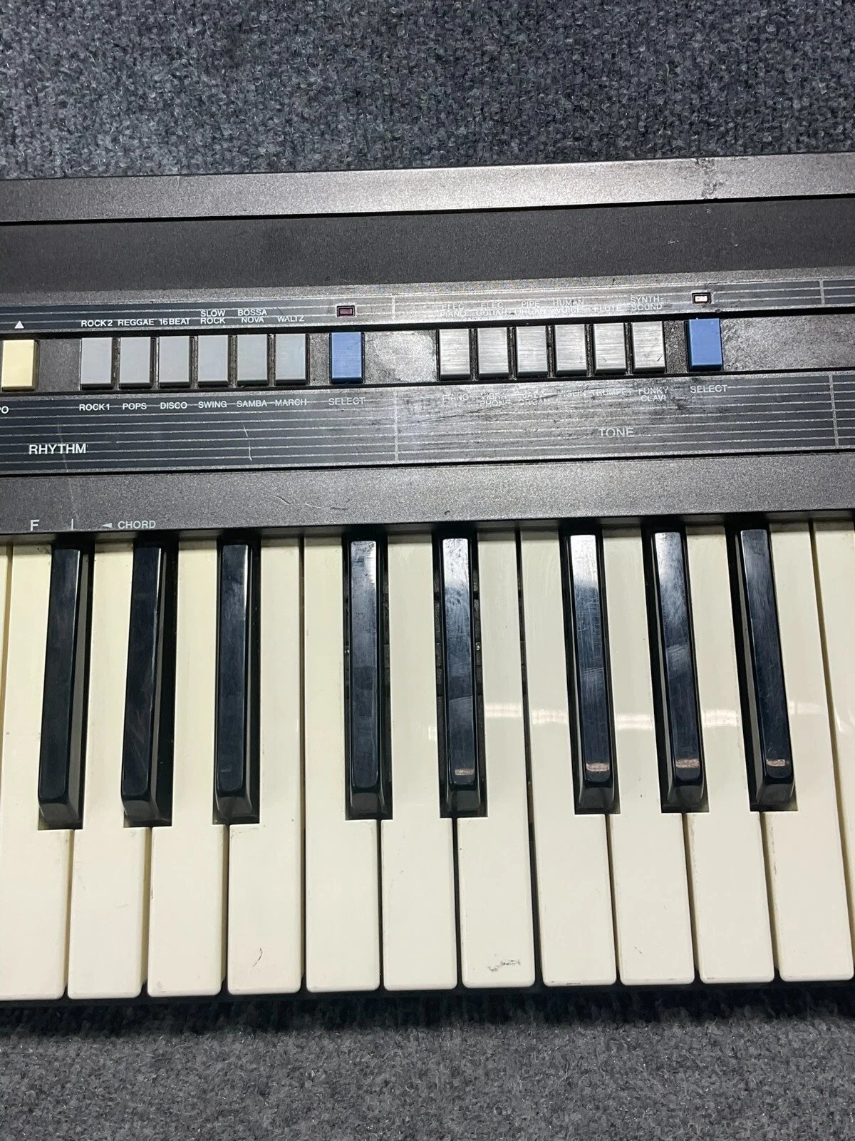 Casio CT-360 Casiotone PCM Synthesizer Keyboard Used