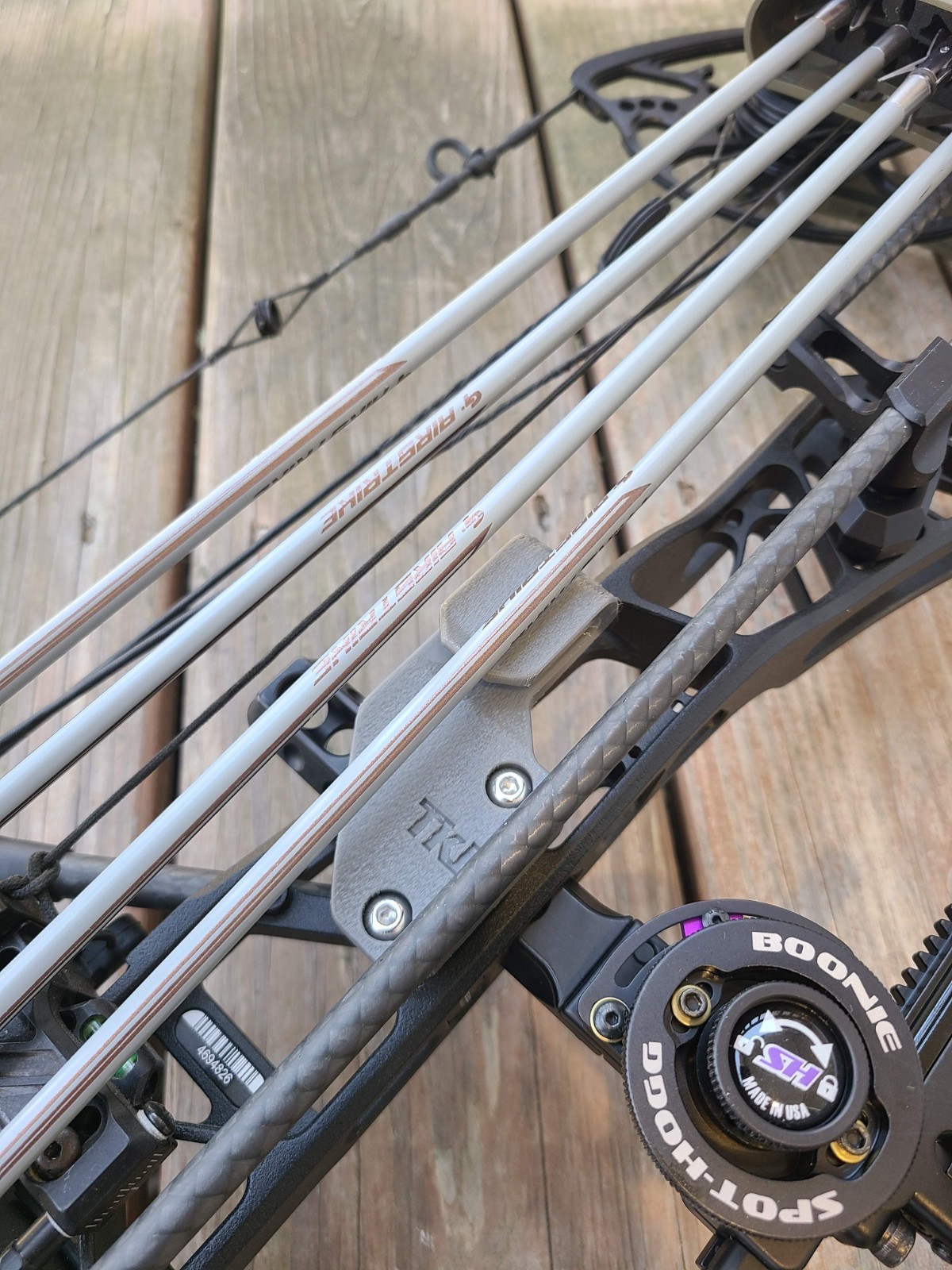 TKD The Offset Snag Bow Hook for Loop-Style Gear Straps - Mathews ARC