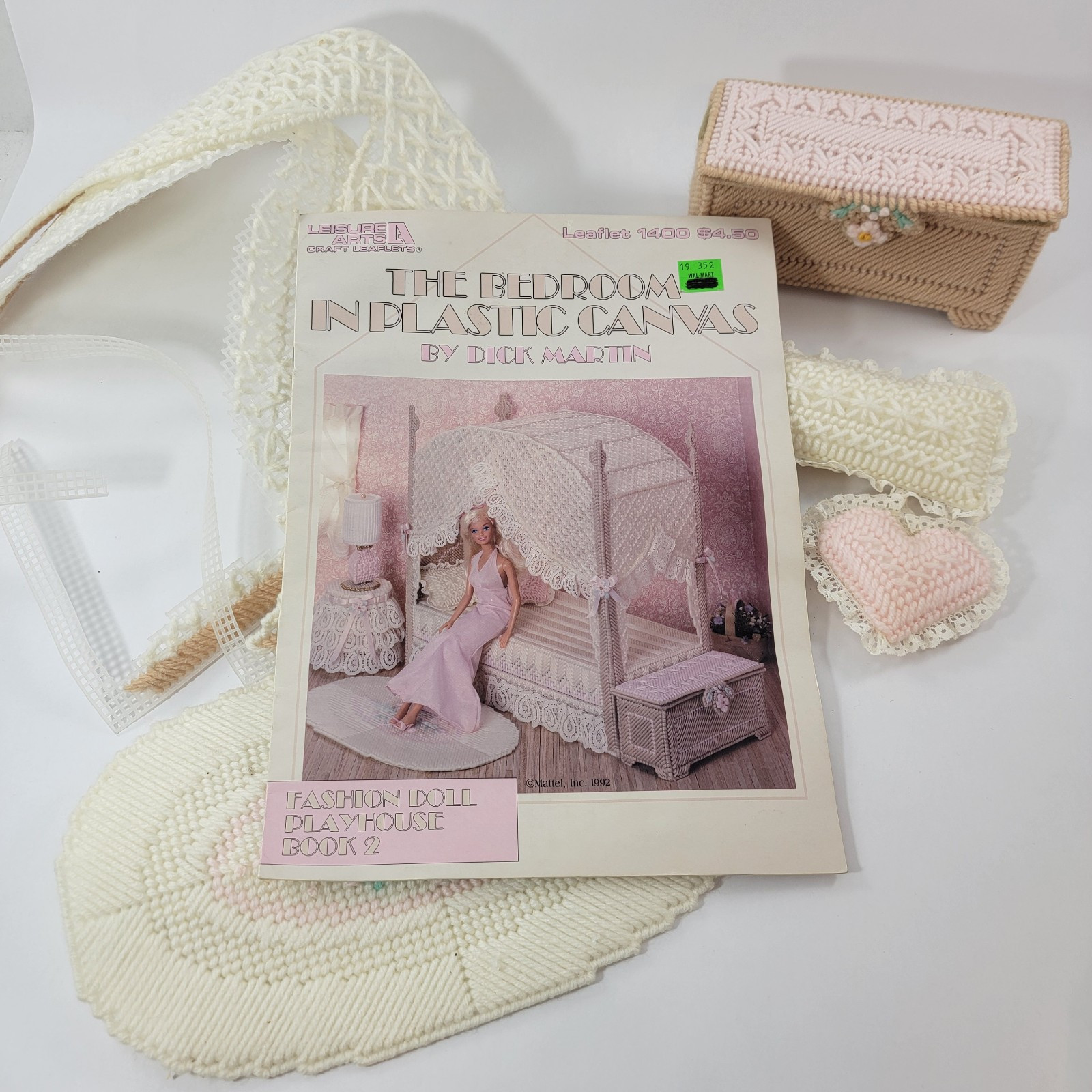 Vintage Barbie Fashion Doll Playhouse Book 2 The Bedroom In Plastic Canvas Lot