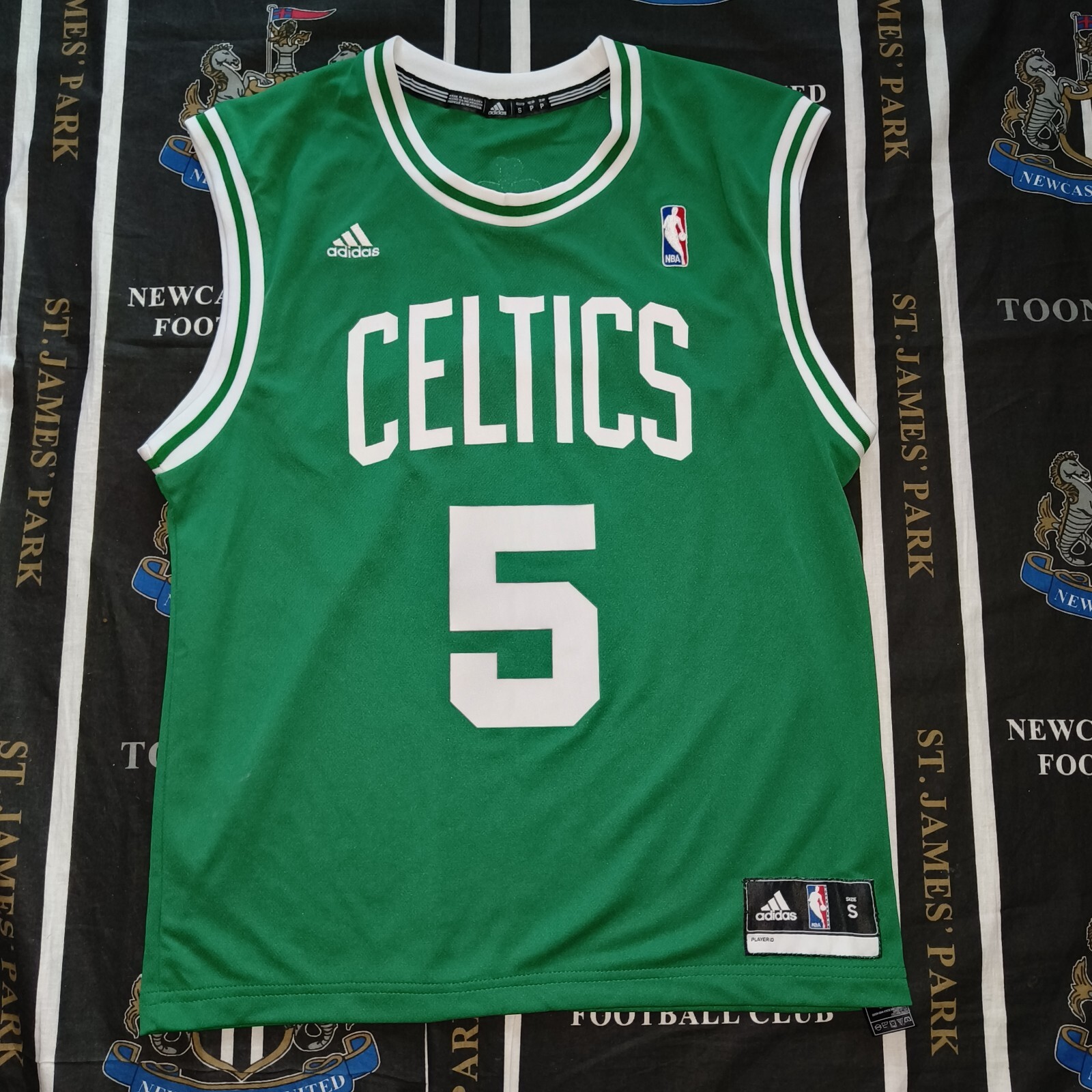 USA NBA BOSTON CELTICS BASKETBALL SHIRT JERSEY ADIDAS KEVIN GARNETT SIZE S