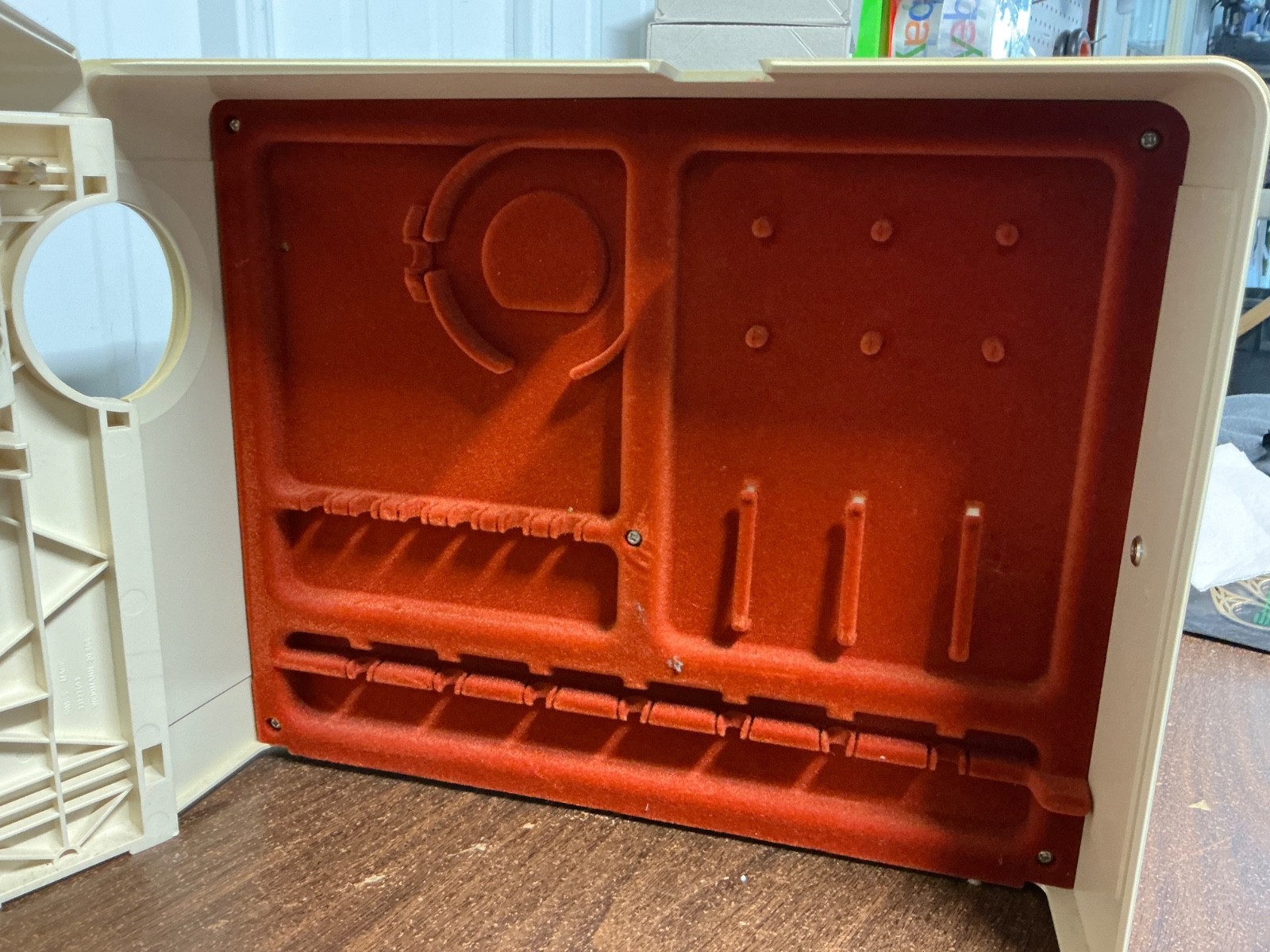 BERNINA NOVA 900 SEWING MACHINE CASE - EXCELLENT