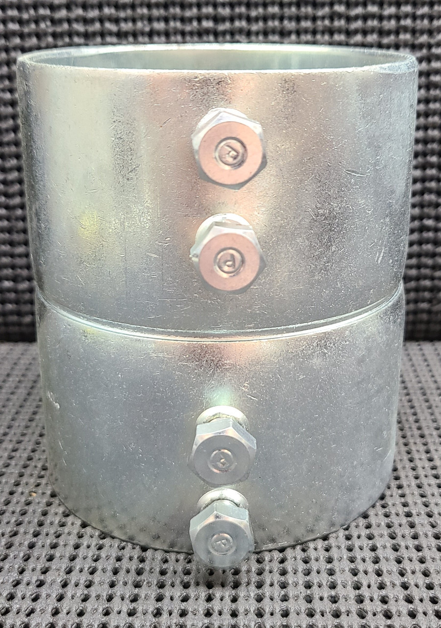 EATON CROUSE-HINDS 467 ZINC PLATED STEEL 3" CONDUIT FITTING - Lot of 3