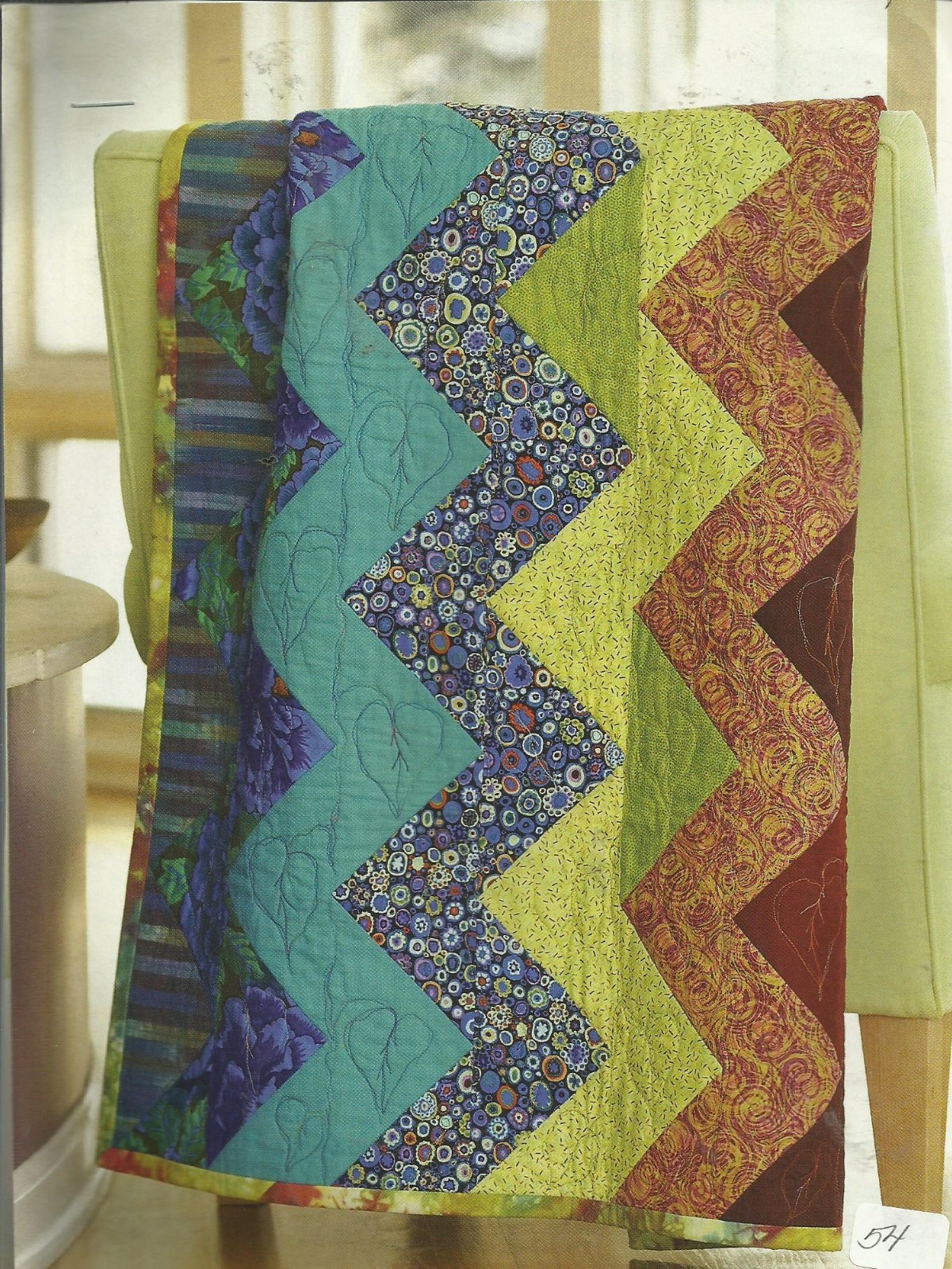 E0672 TRIANGLE TWIST QUILT PATTERN/INSTRUCTIONS