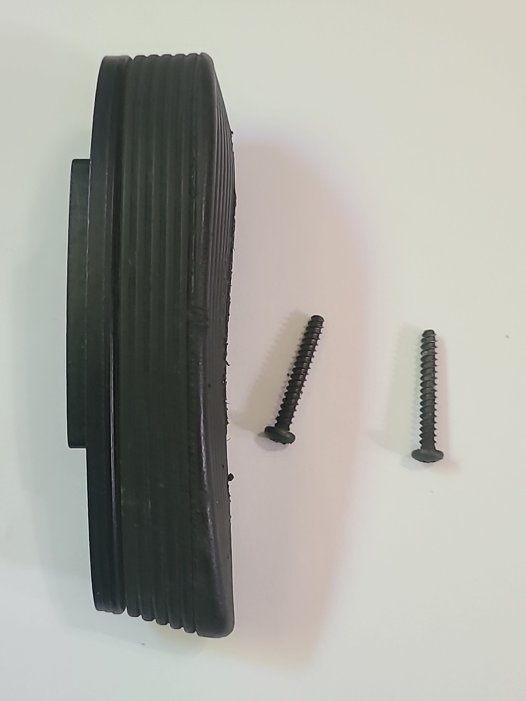 Thompson Center Triumph .50 Caliber Break Action Muzzleloader Buttpad W/ Screws