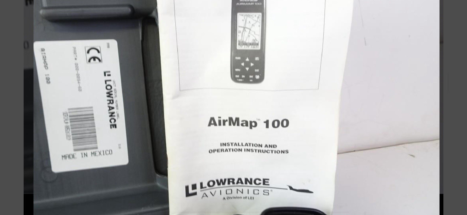 Lowrance Avionics AirMap 100 GPS System in Case