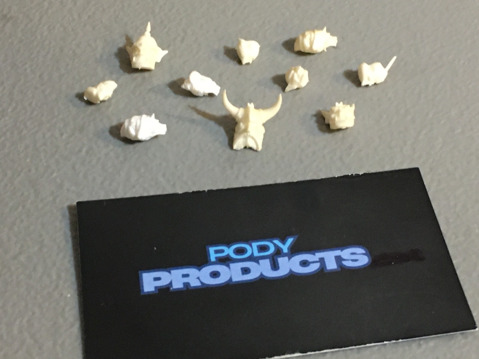A35771 WARHAMMER FANTASY OLD WORLD REGIMENTS BITS LOT HEADS 80S CITADEL