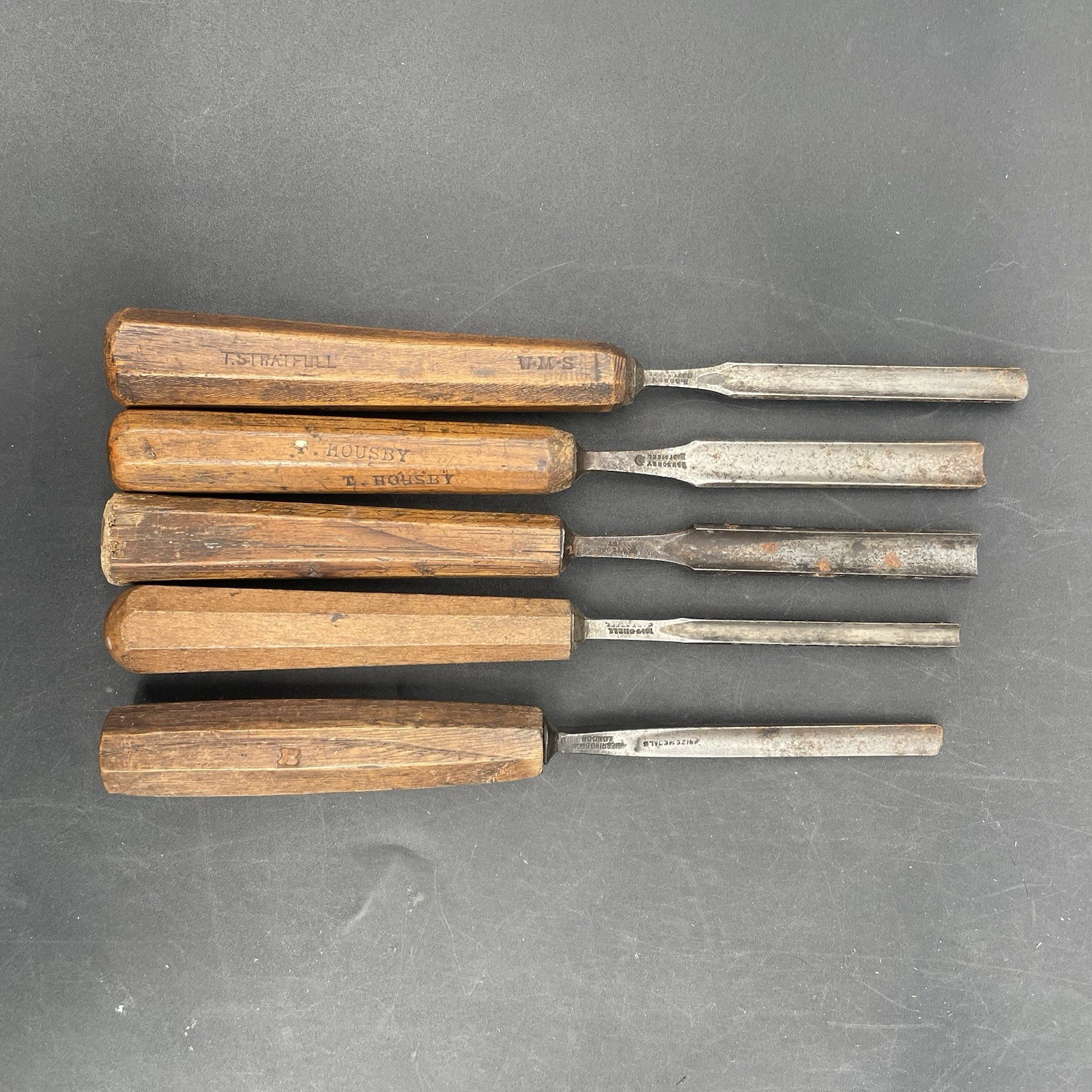 Vintage London Assorted Carpenter Wood Carving Gouge Chisels Lot Of 5