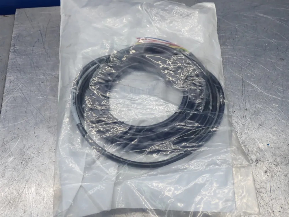 ALLEN BRADLEY 889DS-F8AB-5 DC MICRO CABLE   05250780980