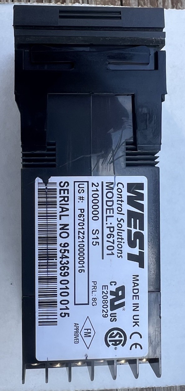 West Control Solutions MODEL NO P6701 TEMPERATURE CONTROLLER