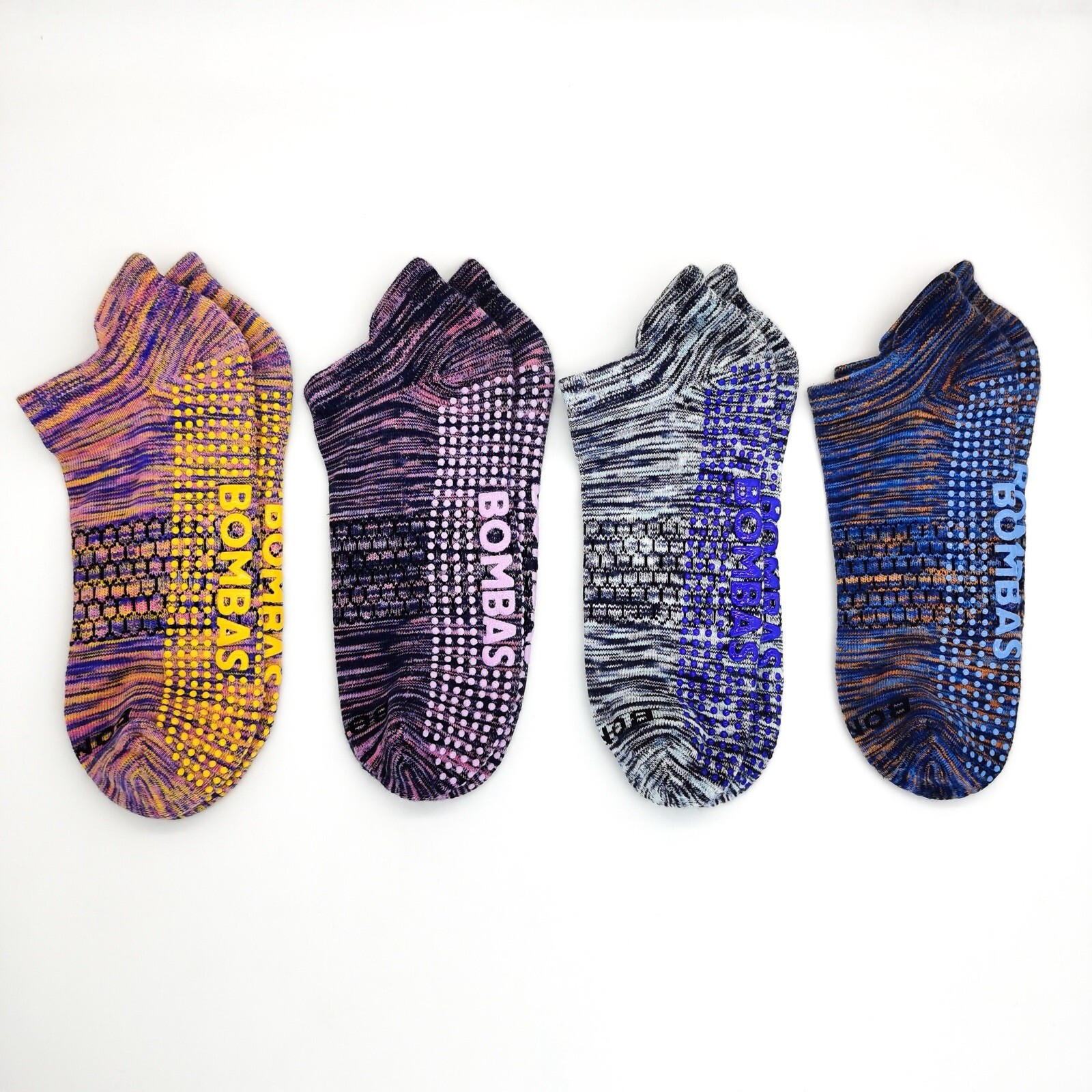 4 pairs BOMBAS Women's Performance Gripper Honeycomb Ankle Socks size Small