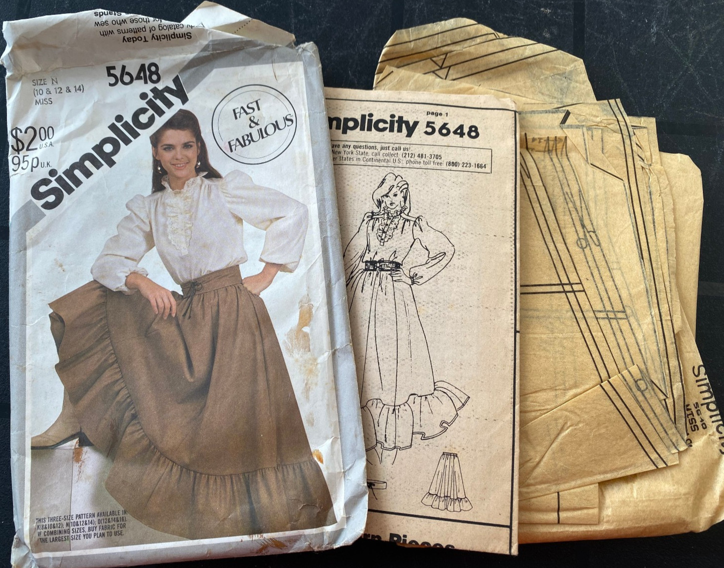 Vintage Simplicity Sewing Pattern 5648 - Misses' Blouse, Skirt  (Size 10-12-14)