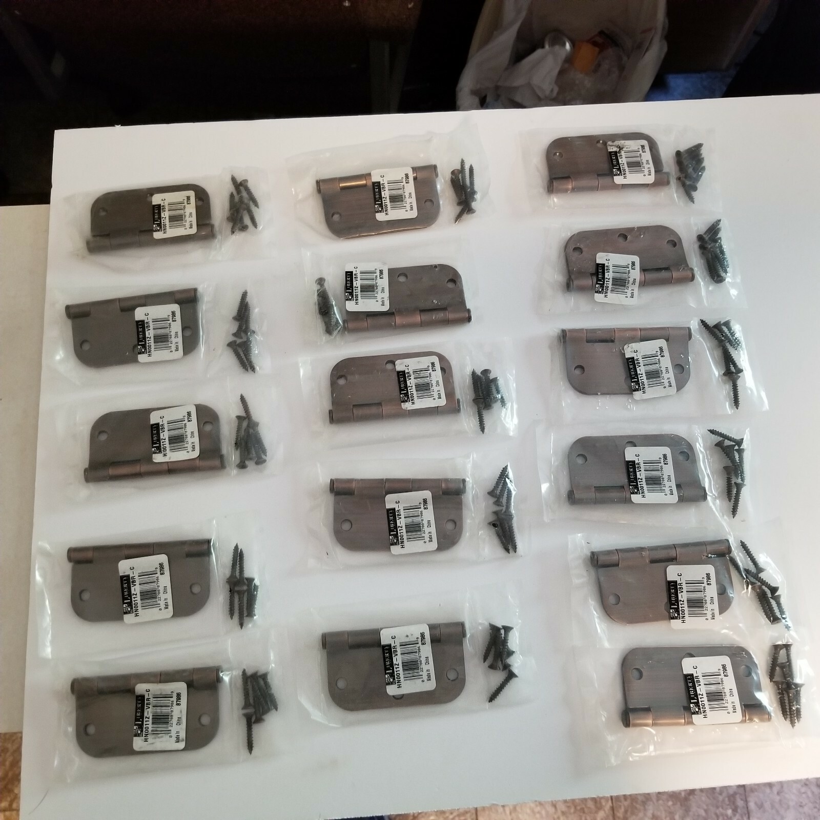 Liberty Bronze Hinge Lot of 16, HN0011Z-VBR-C, 3.5", New