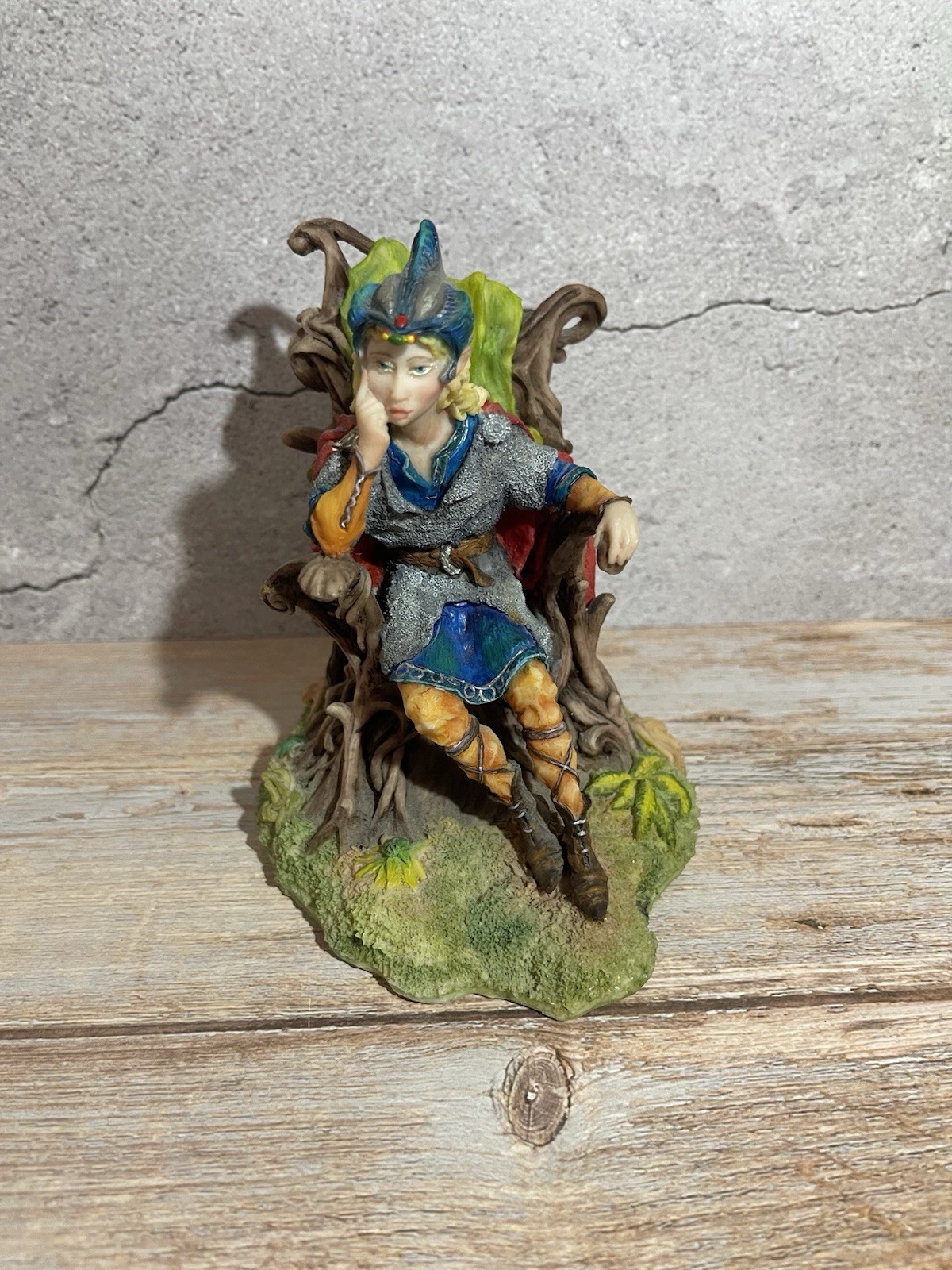 Lilliput Lane Land of Legend Elfin King Vintage EUC In Box!