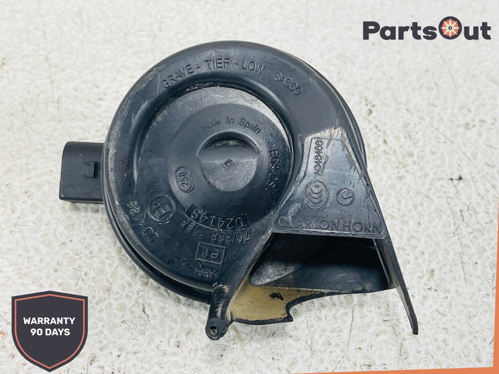 2009-2017 AUDI Q5 LOW PITCH TONE SIGNAL HORN 8T0 951 221 OEM