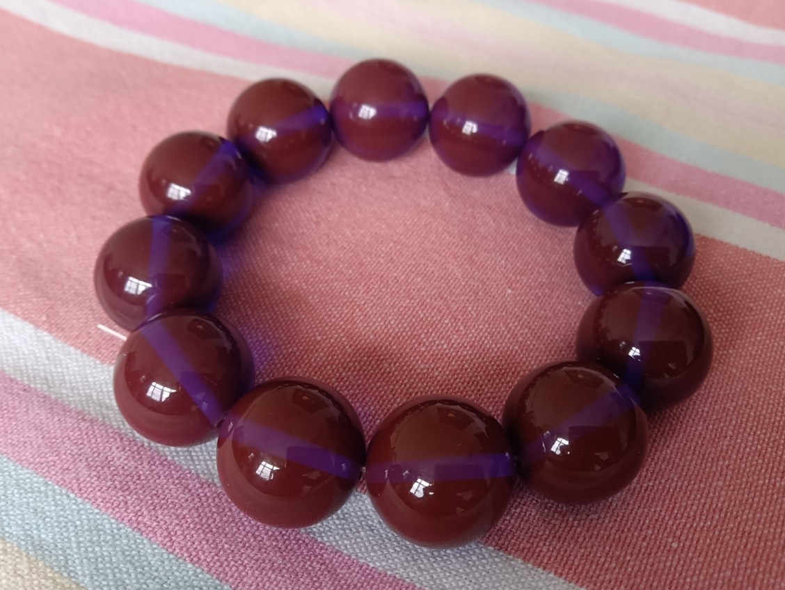 20mm Purple Ghost Beaded Bracelet