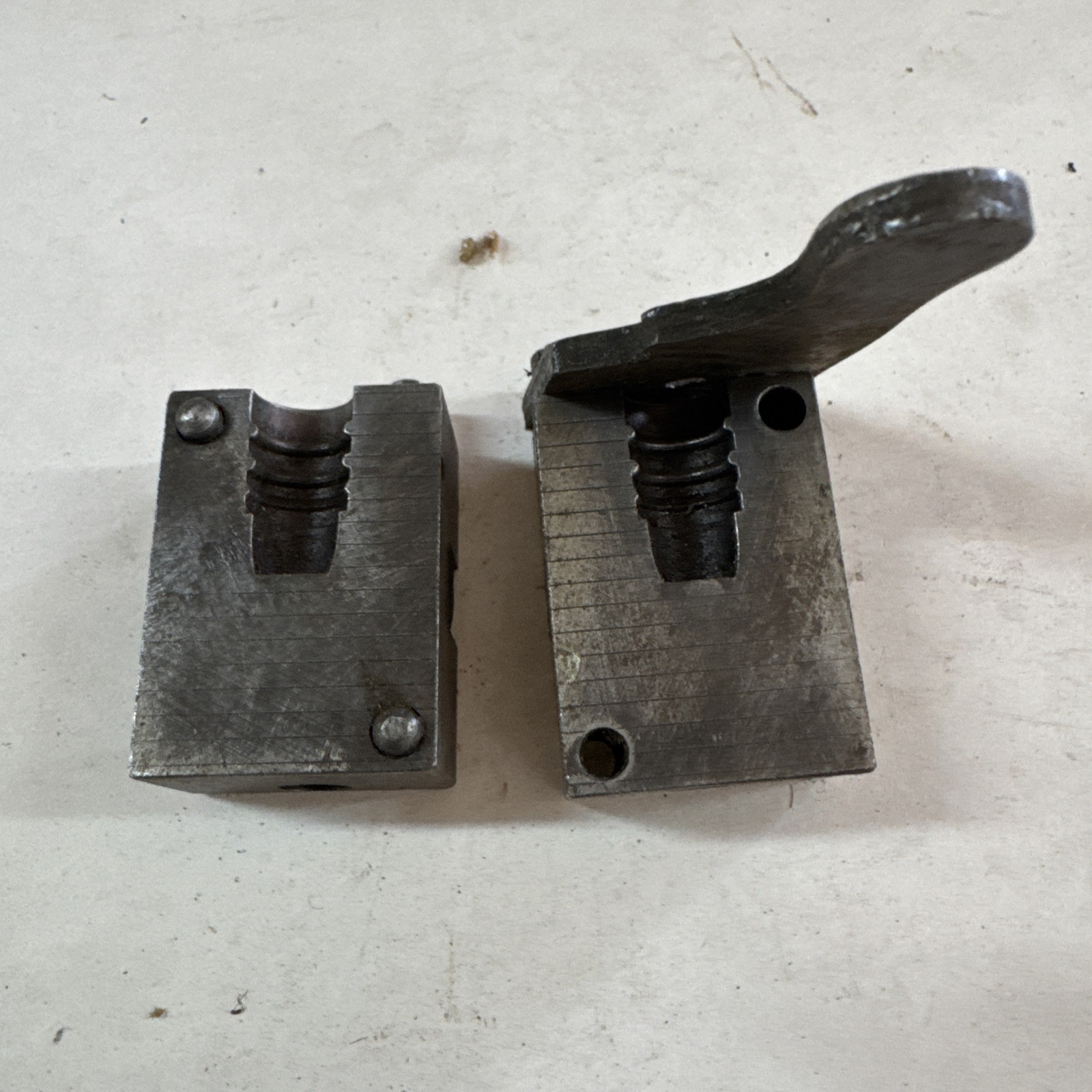 lyman bullet mold 357446
