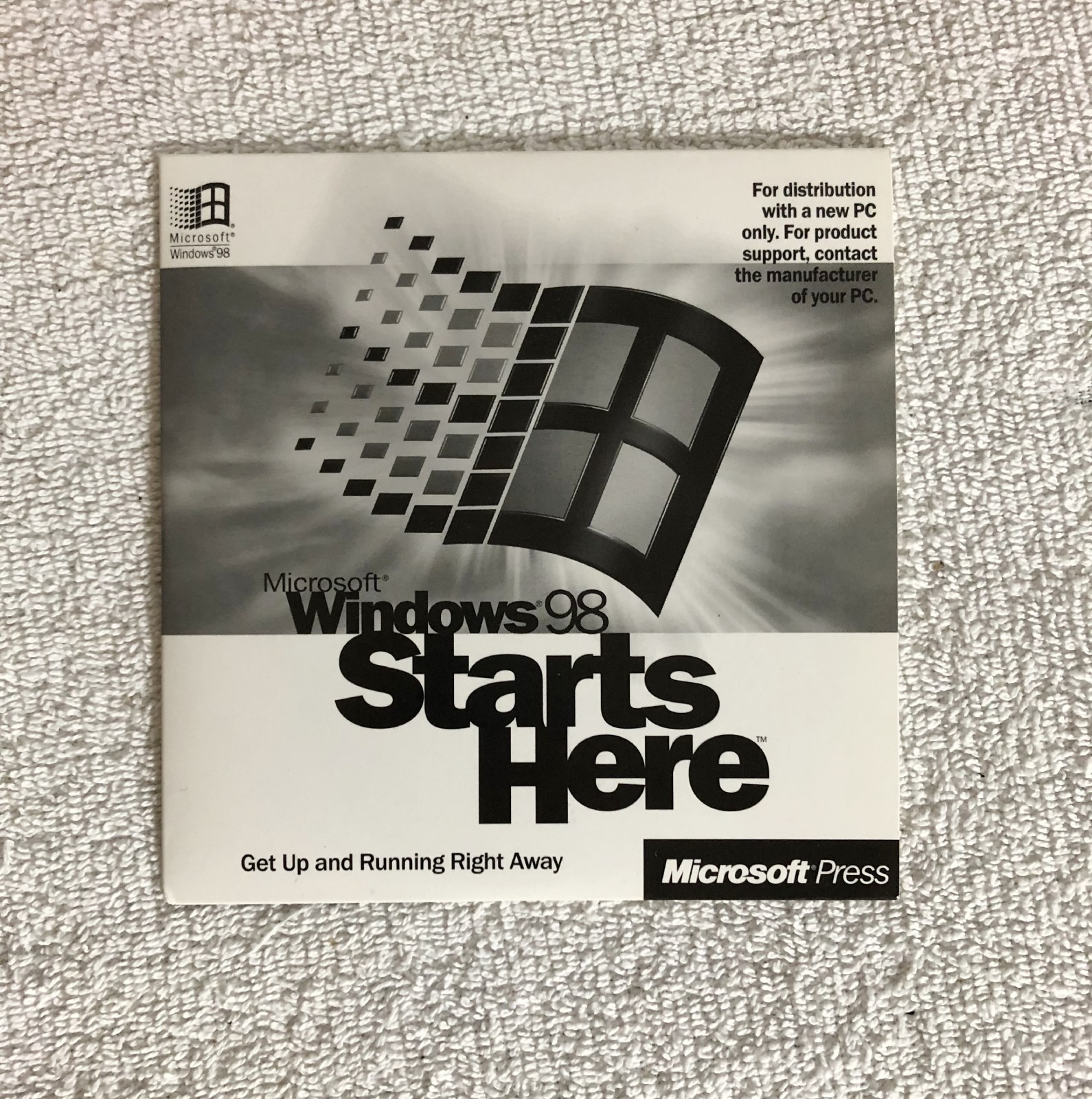 Vintage CD - Microsoft Windows 98 Starts Here