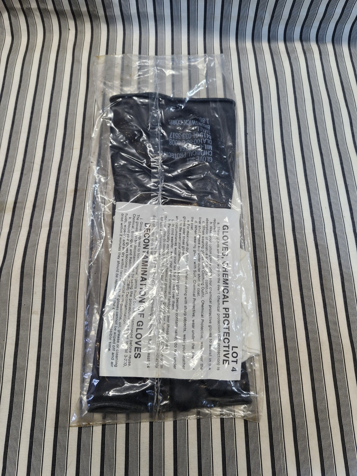 USGI Chemical Protective Rubber Gloves With Cotton Inserts Small, NOS