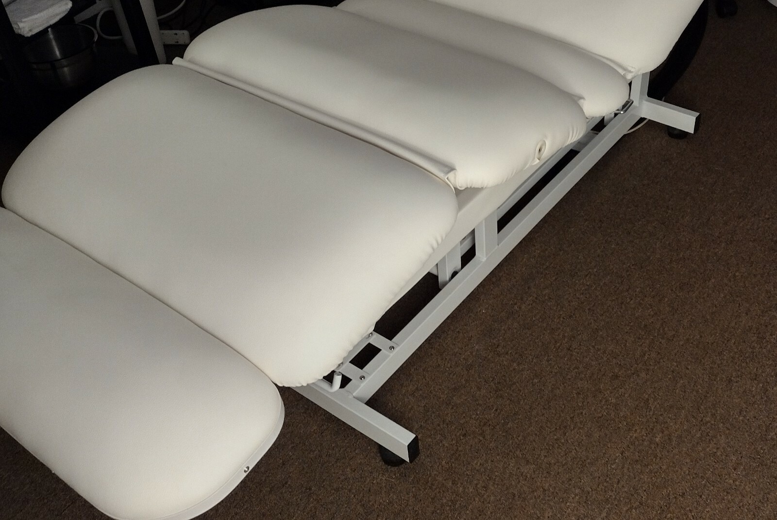 FULLY ELECTRIC Massage Facial Bed Table Adjustable Beauty Spa Equipment WHITE