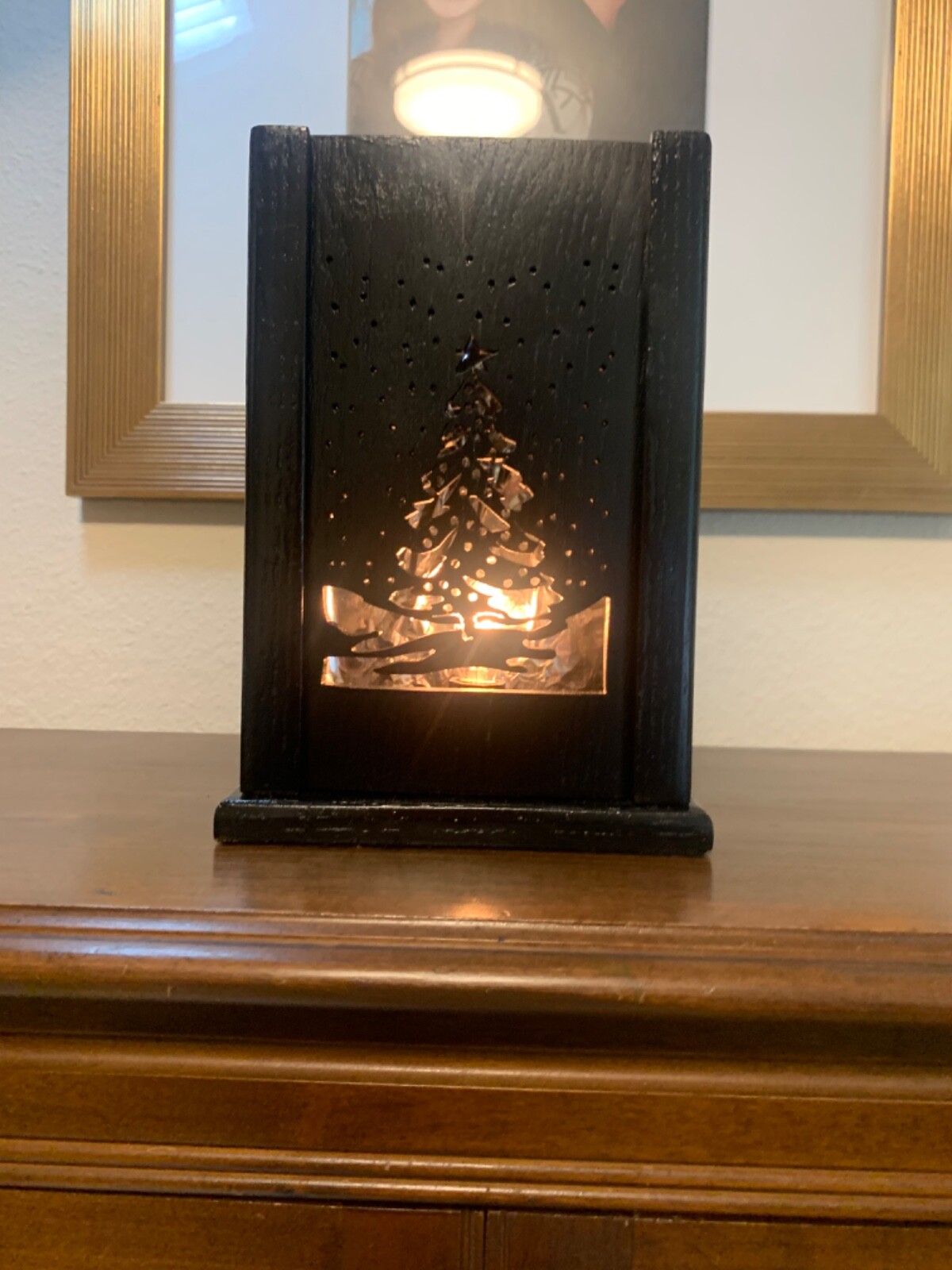HANDCRAFTED SEASONAL BLACK PAINTED TABLE NIGHT LIGHT