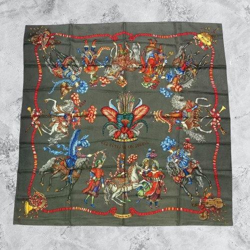 HERMES Carre 90 LES FETES DU ROI SOLEIL Silk Scarf Gray W 90cm Japan [Used]