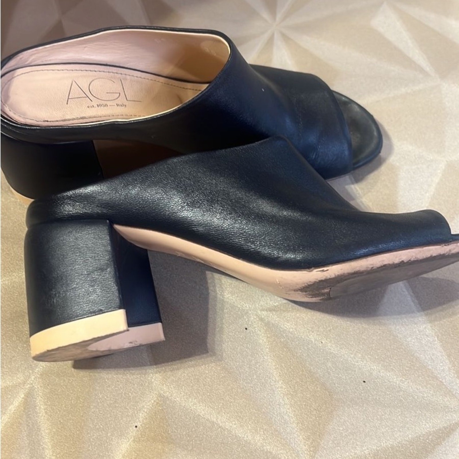 AGL Elegant Black Leather Mules size EU36