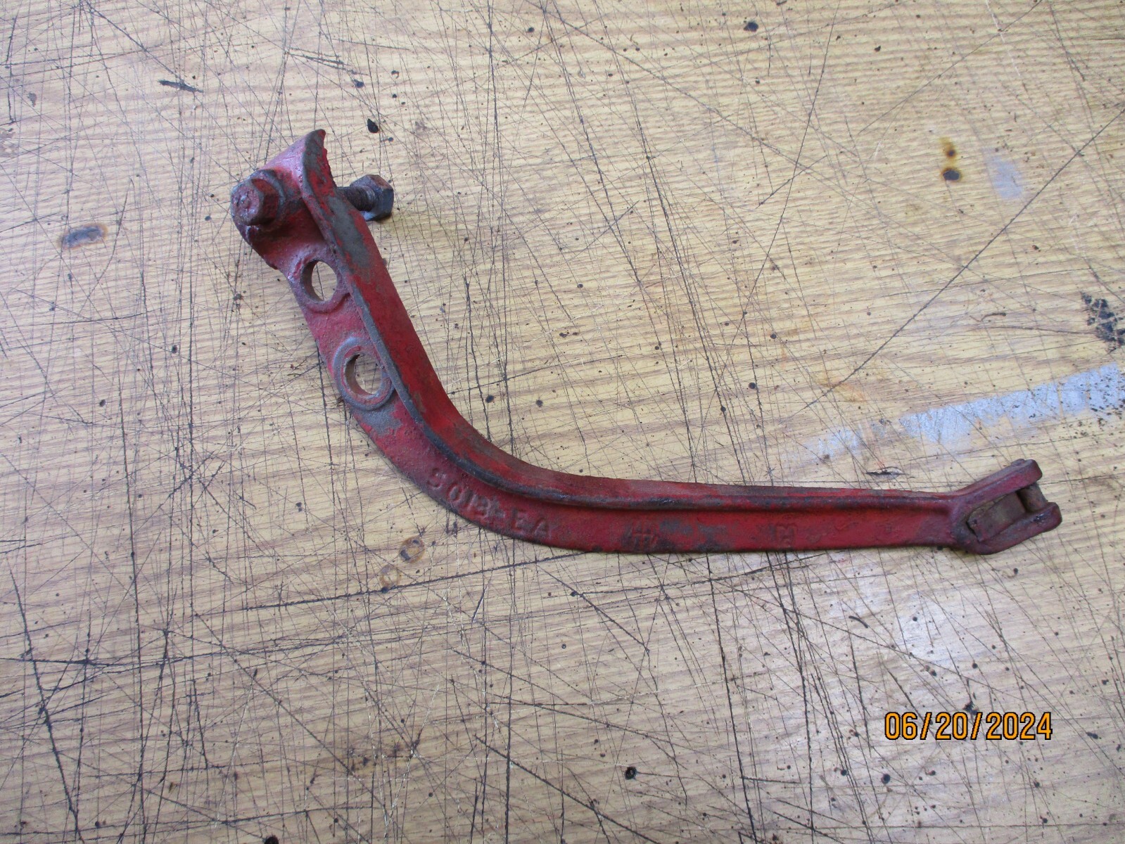 FARMALL H BELLY PUMP  CONTROL ROD BRACKET USED ORIGINAL #5013-EA GOOD CONDITION