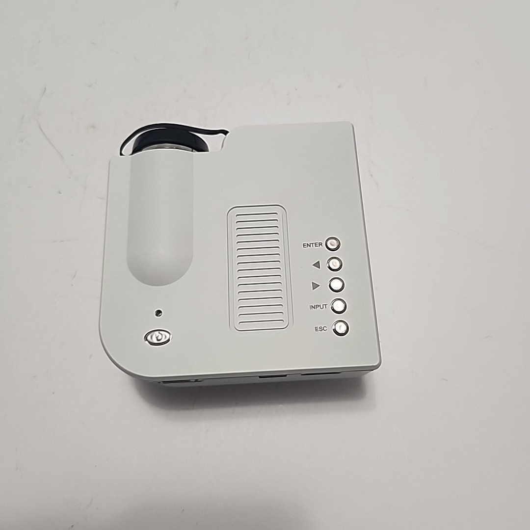 LED Entertainment Projector LCD Image System Projects Up To 60" (Portable Mini)